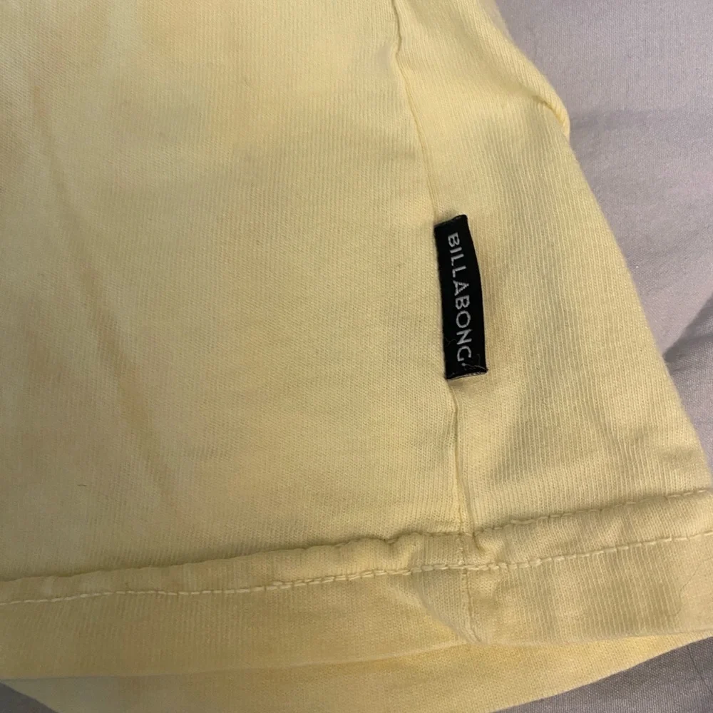 Billabong Yellow Hooded Wave Washed Tee medium